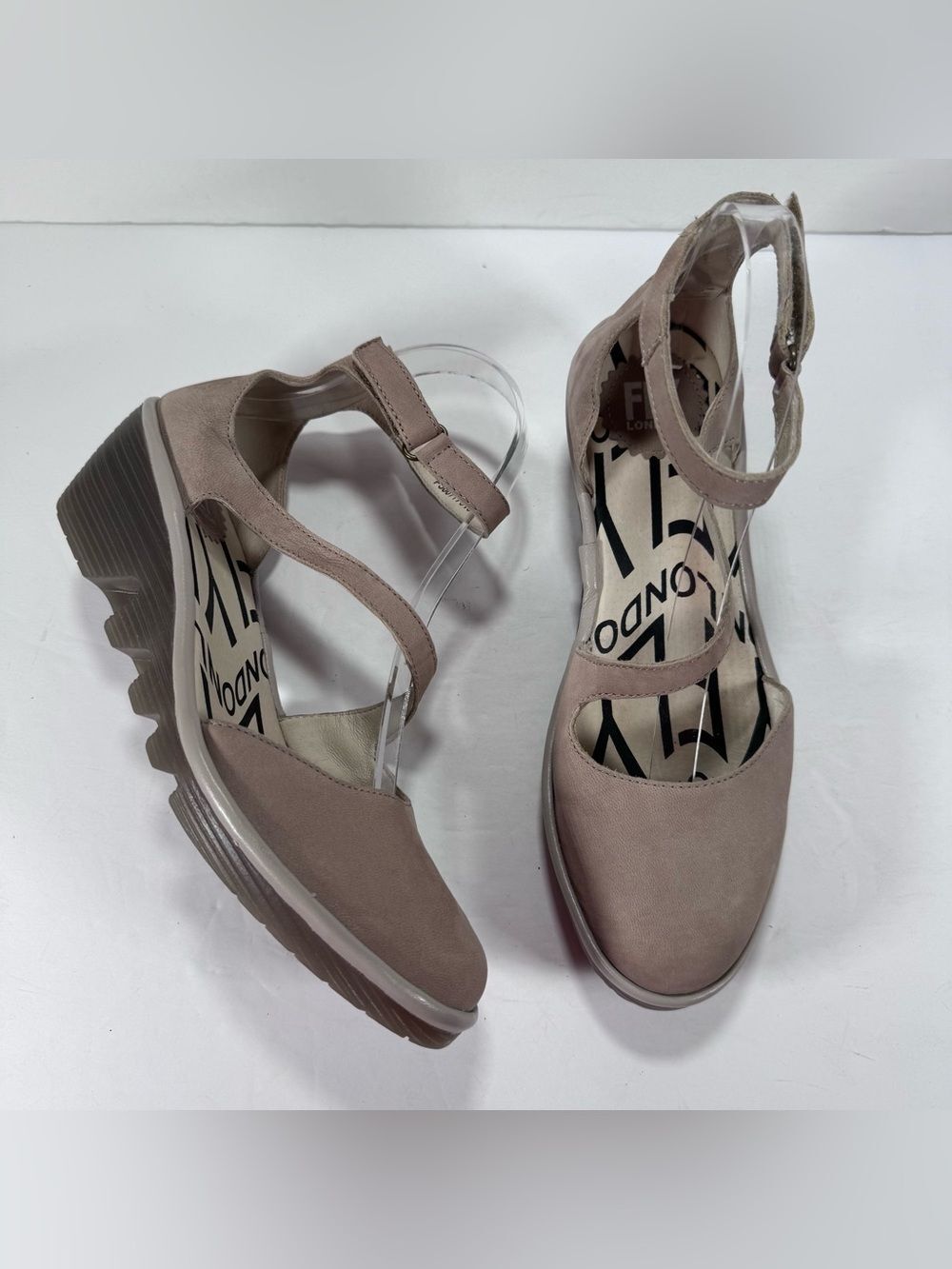 Fly London Light Taupe Beige Leather Closed Toe Ankle Strap Wedge Women Size 8